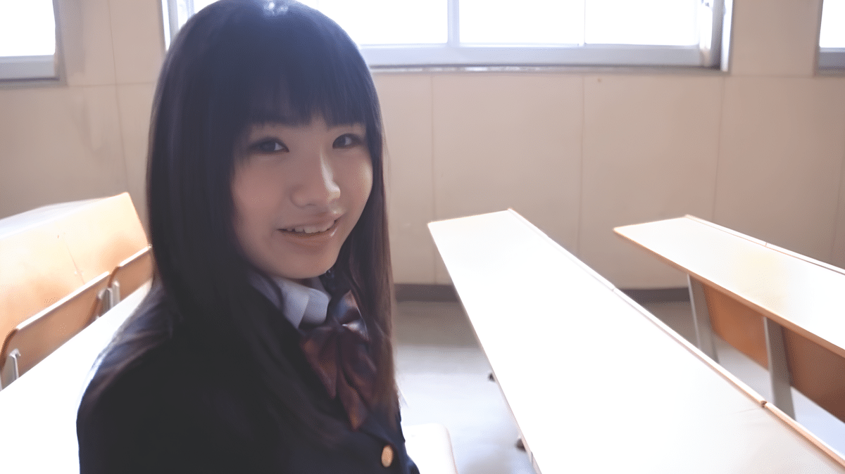 無色:清水ちか